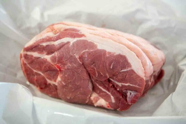 raw-pork-shoulder-on-foil-600x400.jpg